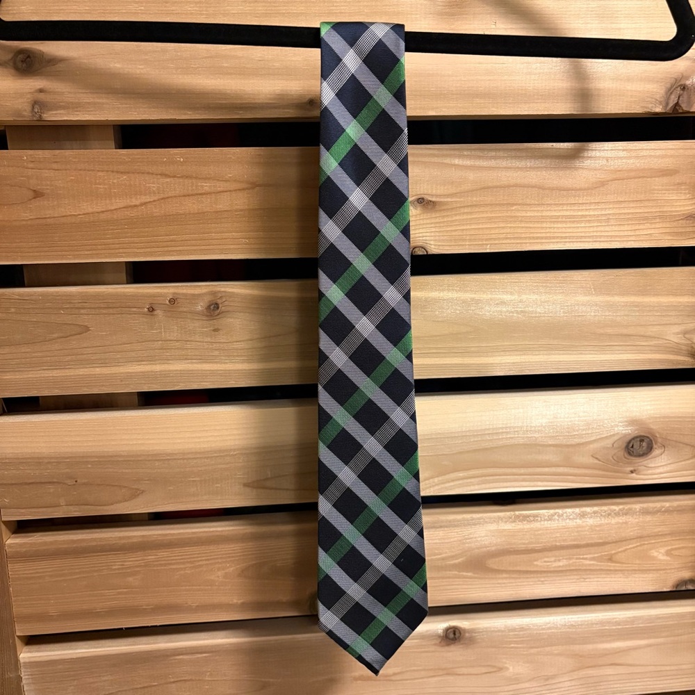 Banana Republic Green and Blue 100% silk Plaid Tie
